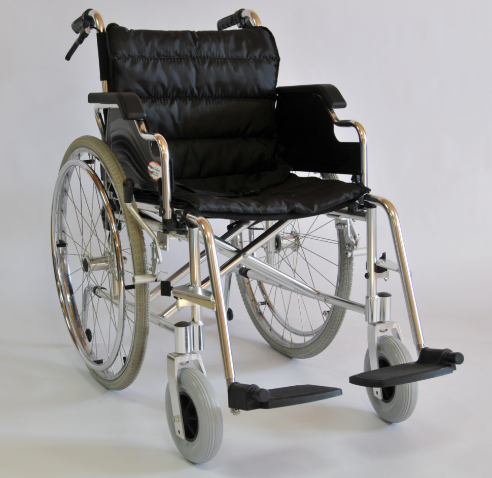 Кресло-коляска инвалидная механическая FS 908 LJ (46 см) колеса пневмо Кресло-коляска инвалидная механическая FS 908 LJ (46 см) колеса пневмо